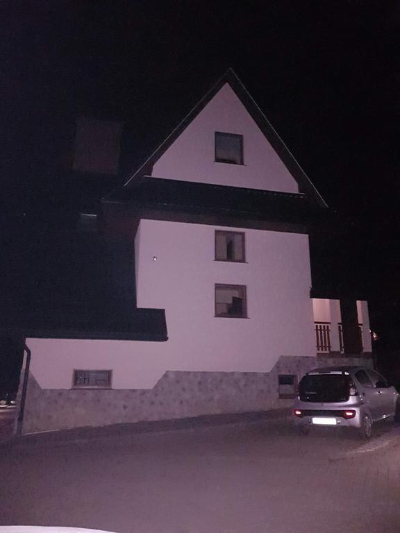 Apartament Palisander كوشتيليسكا المظهر الخارجي الصورة