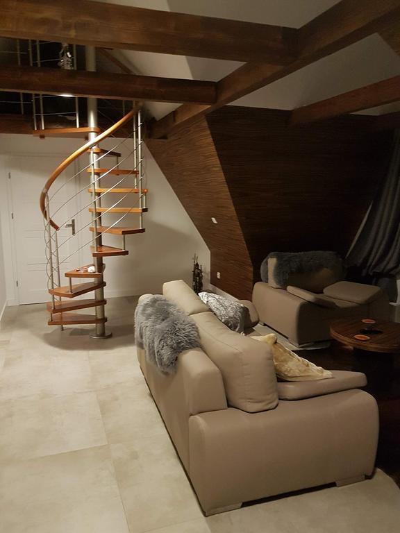 Apartament Palisander كوشتيليسكا المظهر الخارجي الصورة